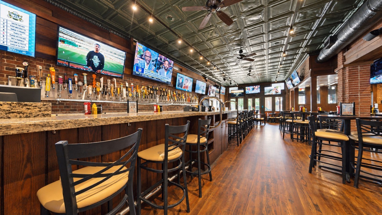 The Half Wall — DeLand dining room